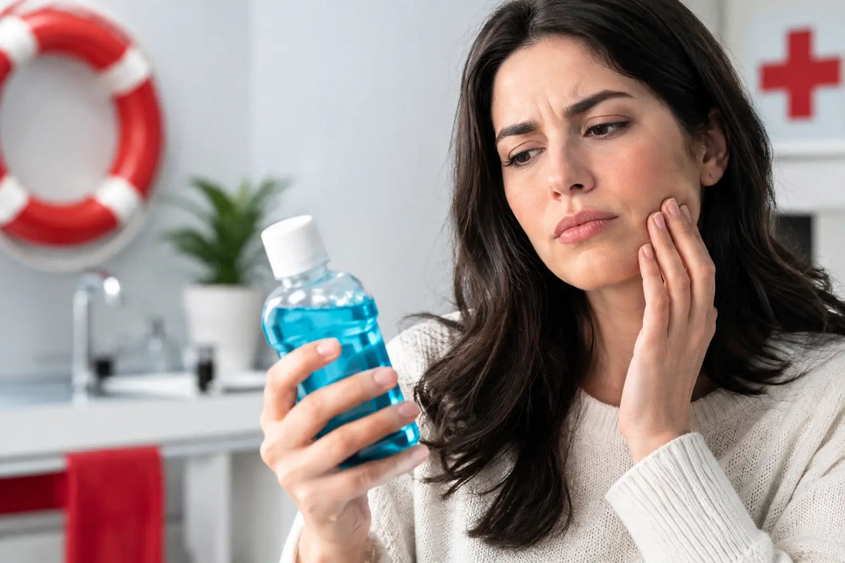 Does Mouthwash Cause Dryness? Straight Answers